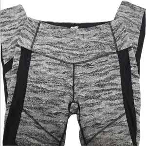 Black and White Speckle Leggings with Mesh Accents on Leg Size Medium NWT